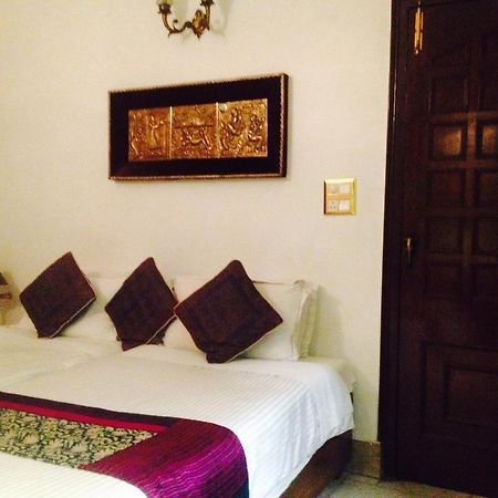 Master Bed And Breakfast Új-Delhi Szoba fotó